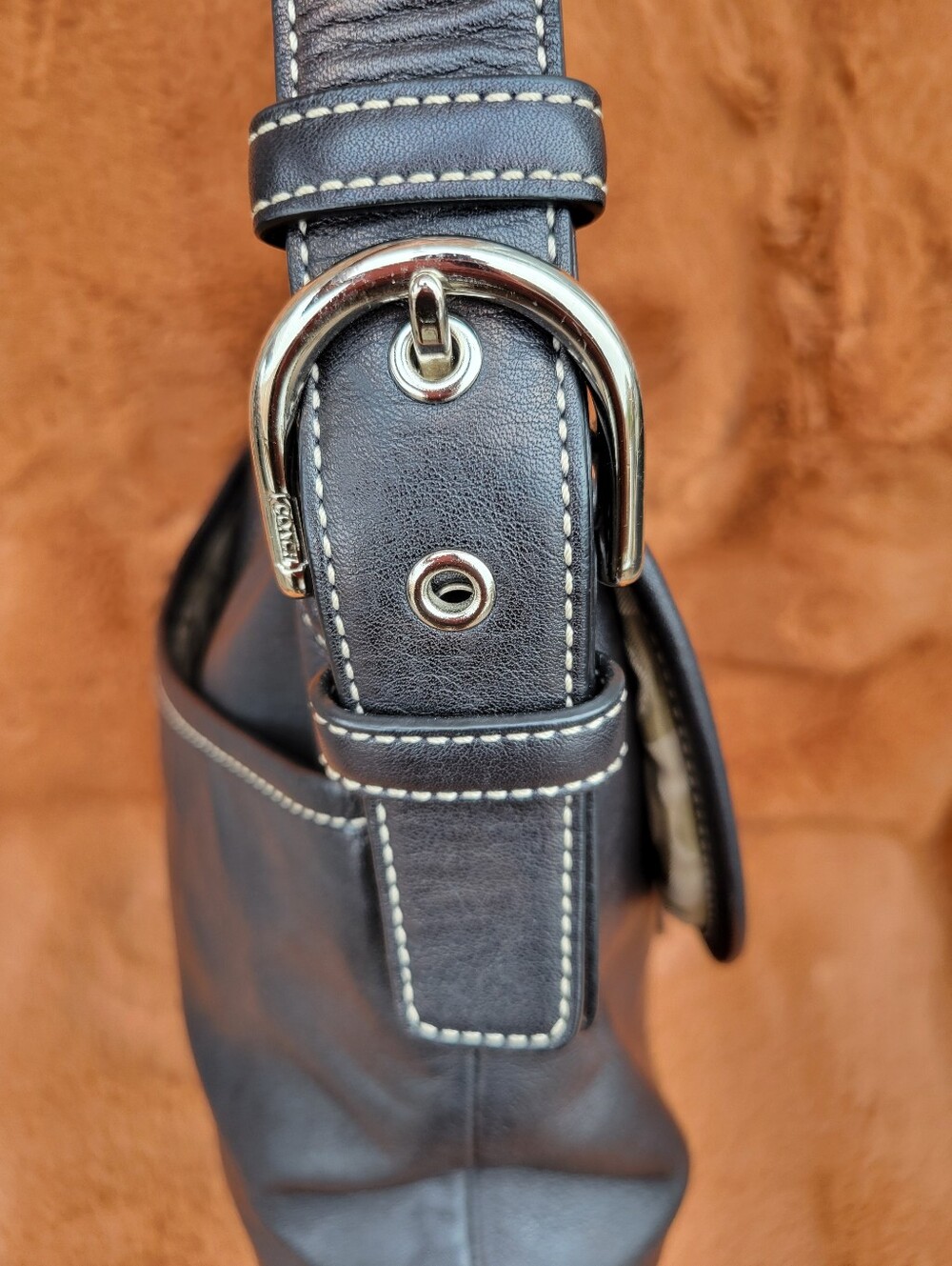Vintage Y2K Coach Soho Flap Crossbody/Shoulder Bag - Picture 5 of 15